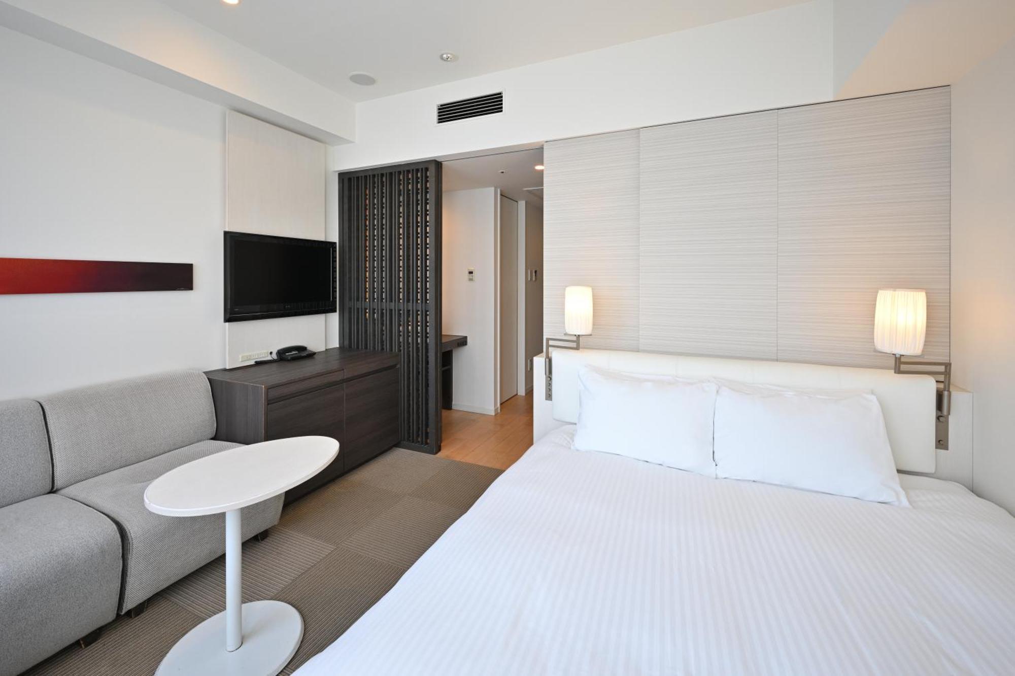 Hotel Keihan Yotsuya 3*