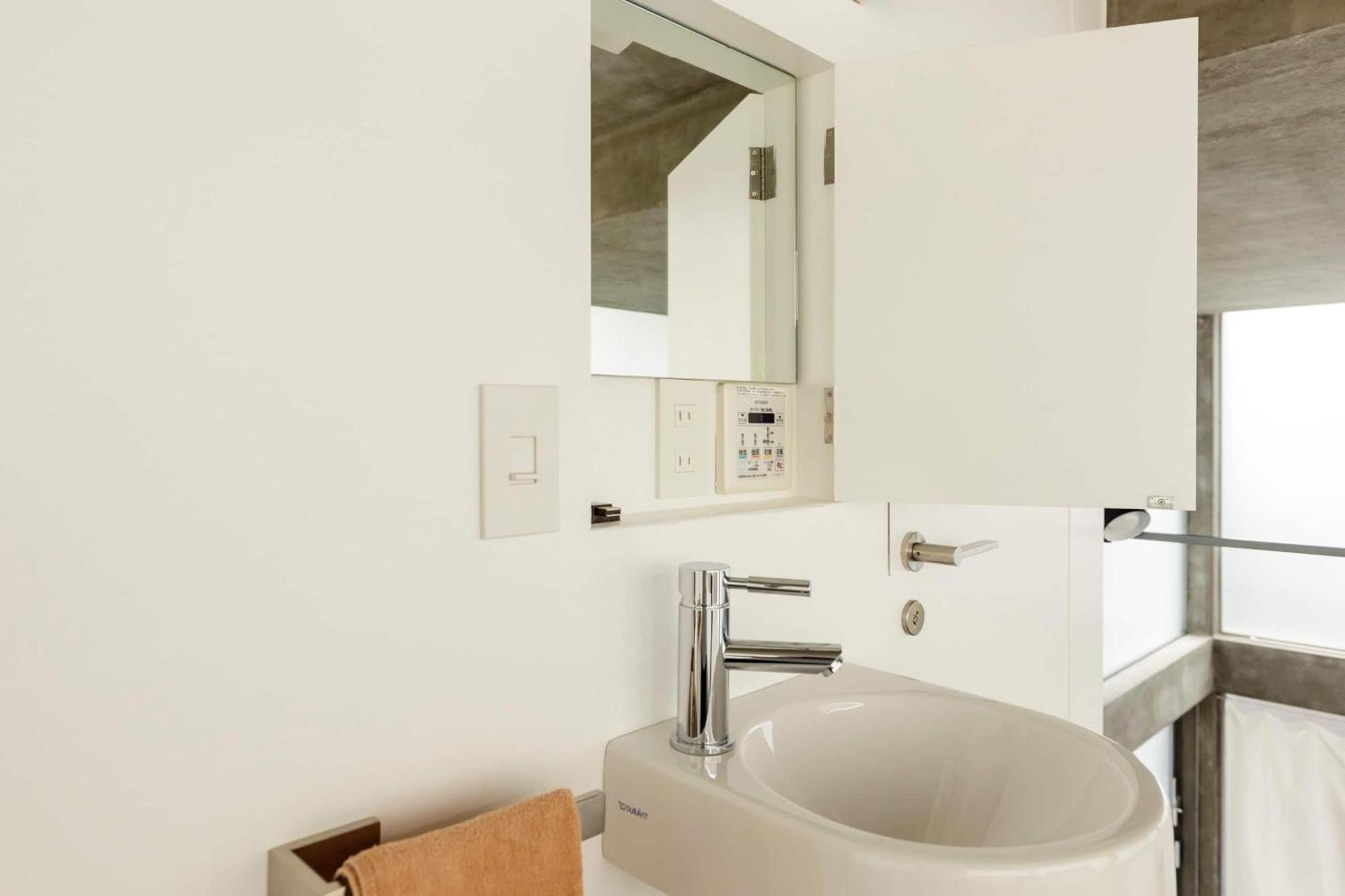 夏目坂の間room2 Apartment Tokyo