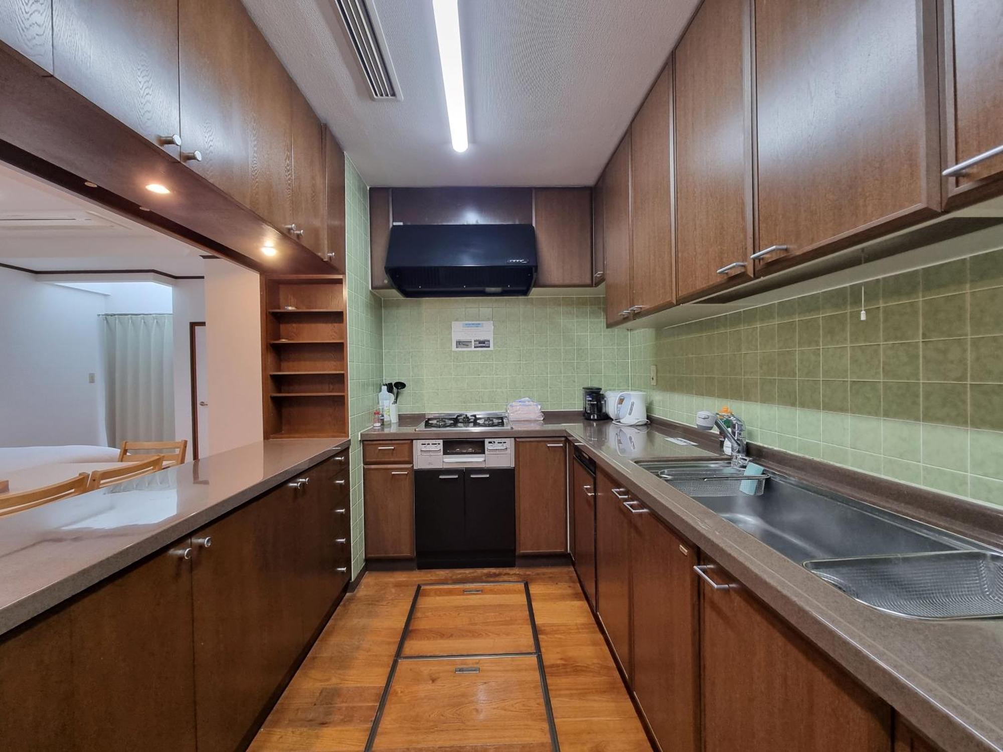 Prism Court 綾瀬 Apartment