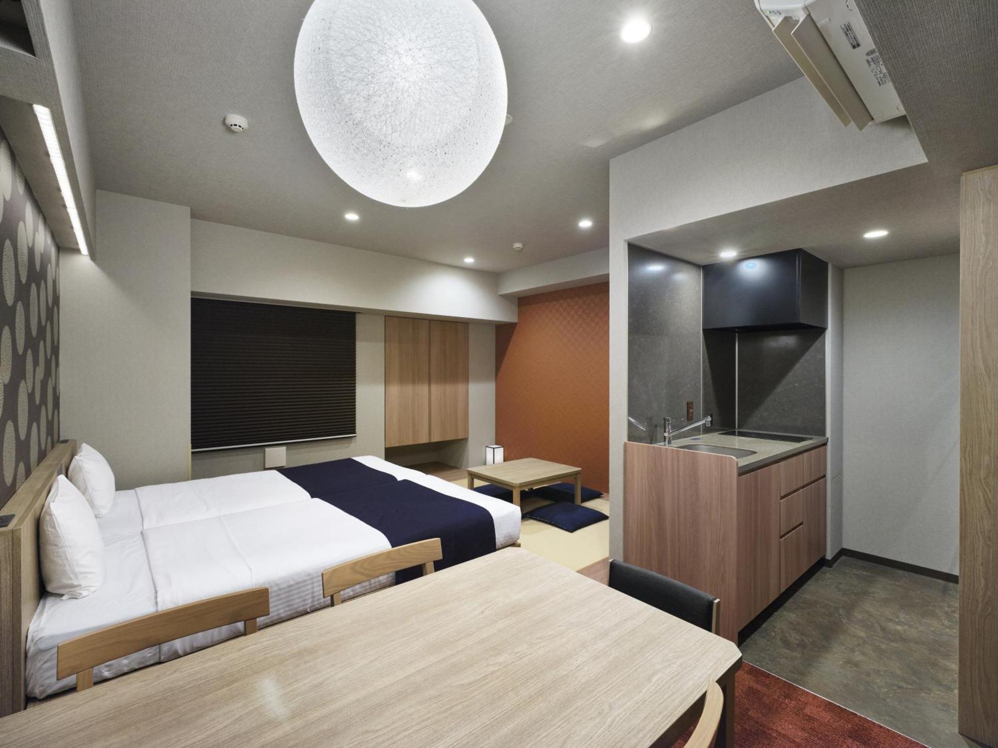 Monday Premium Nihonbashi
