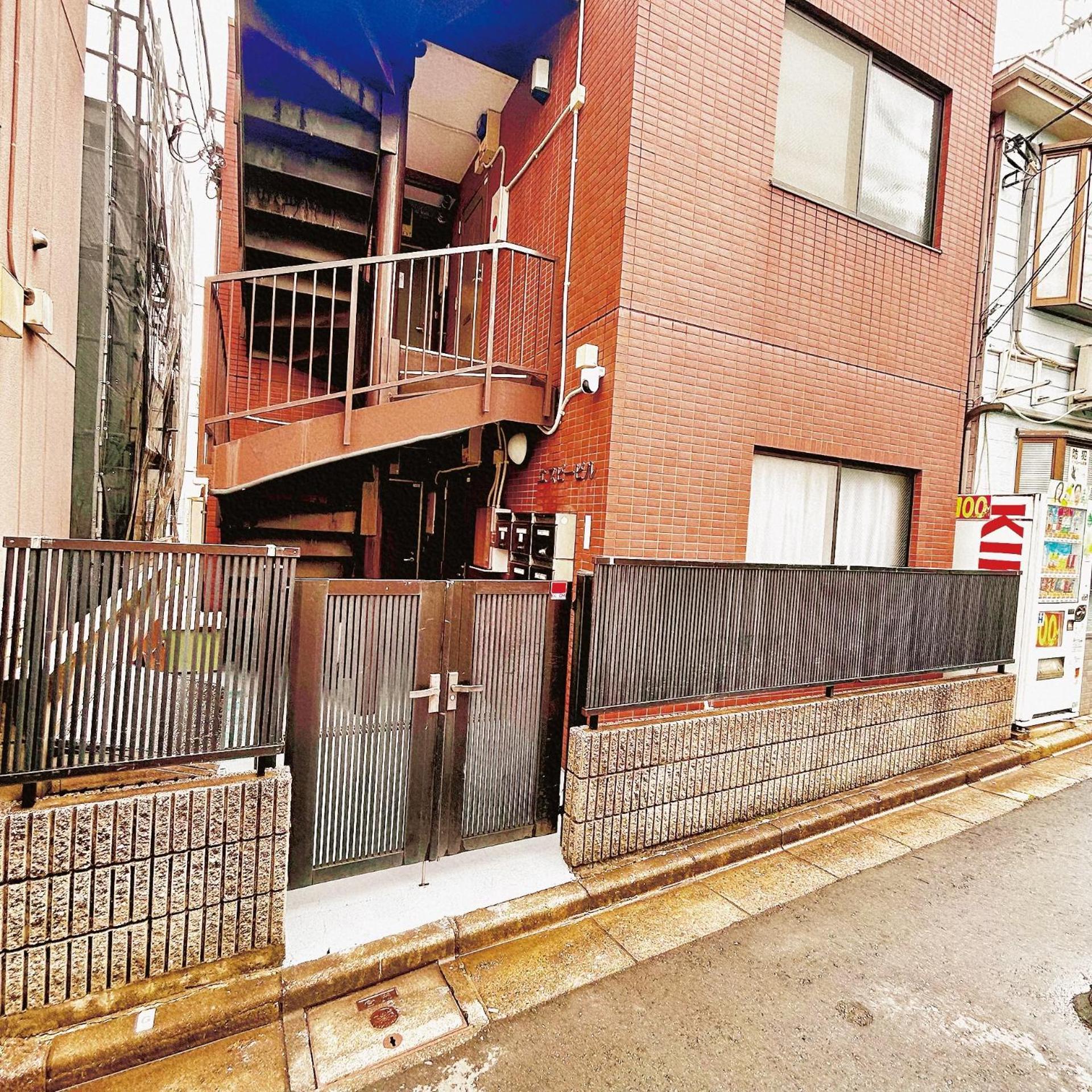 Lucky House新宿11