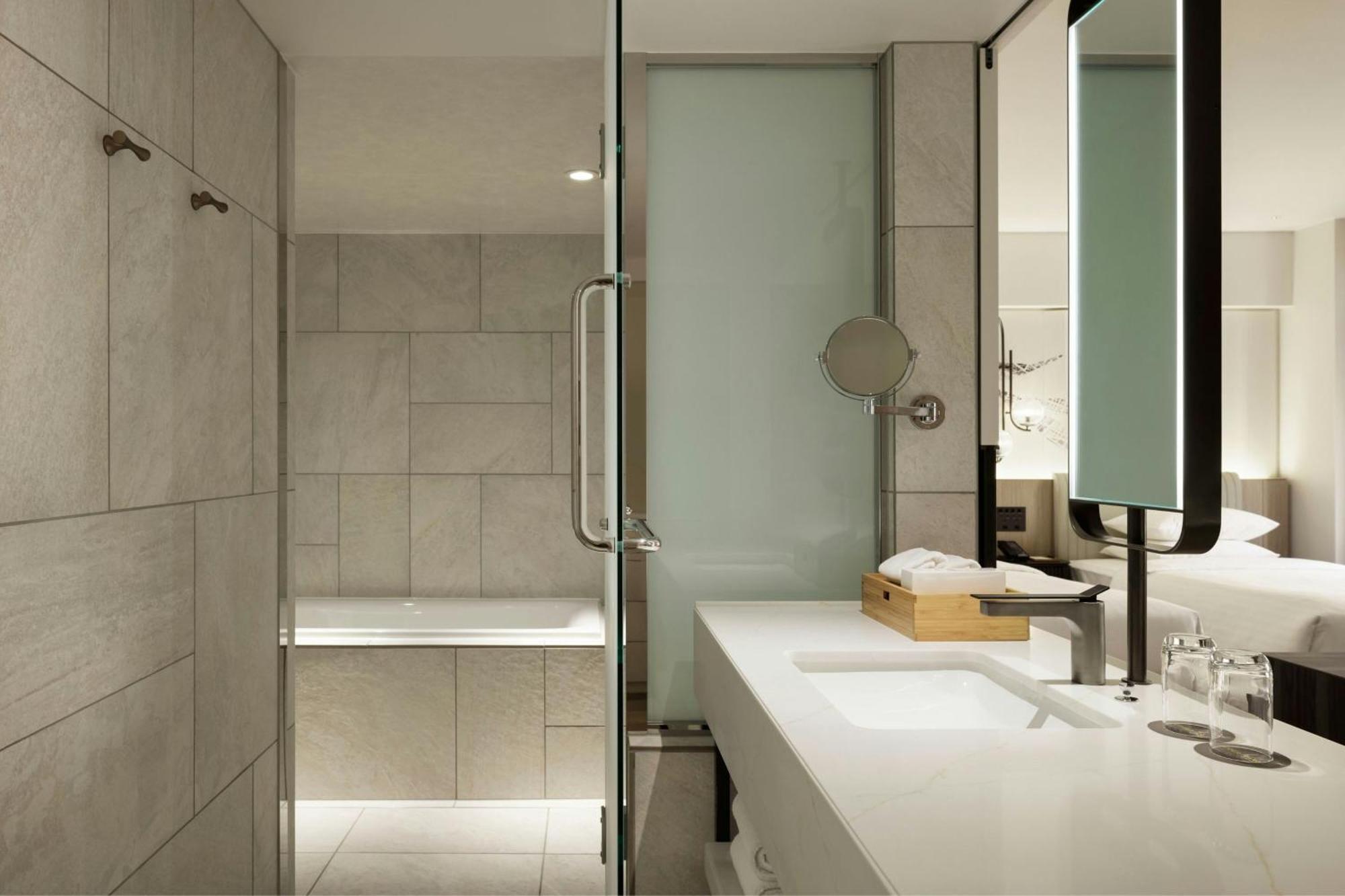 Courtyard By Marriott Ginza Hotel 4*