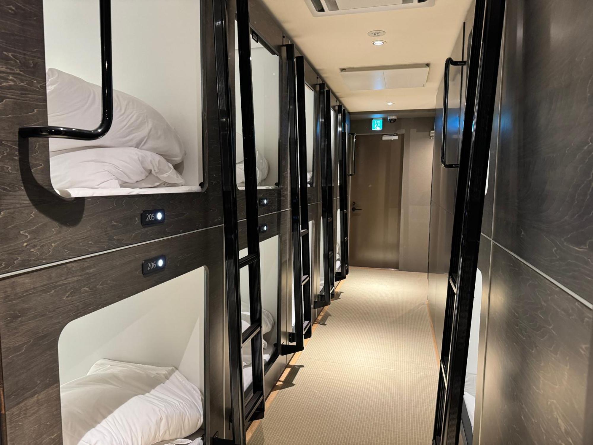 Capsule Suzumoriya Capsule hotel Tokyo
