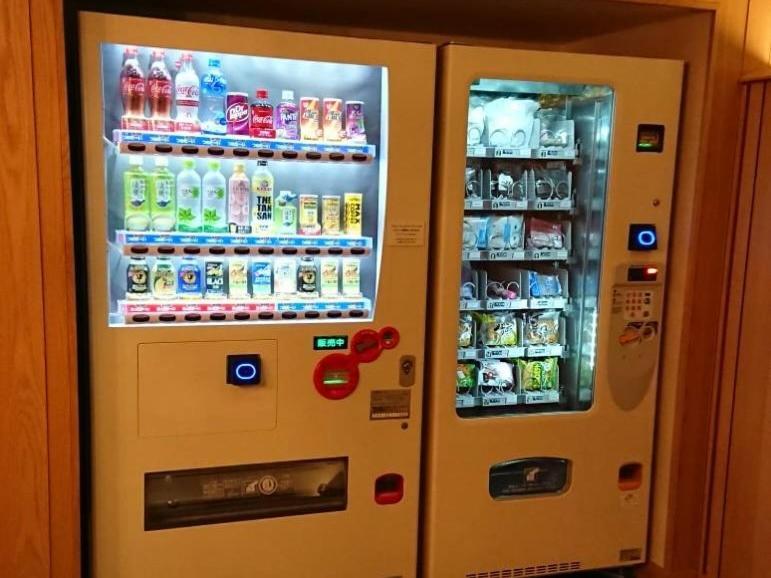 Capsule hotel Glansit Akihabara 2*