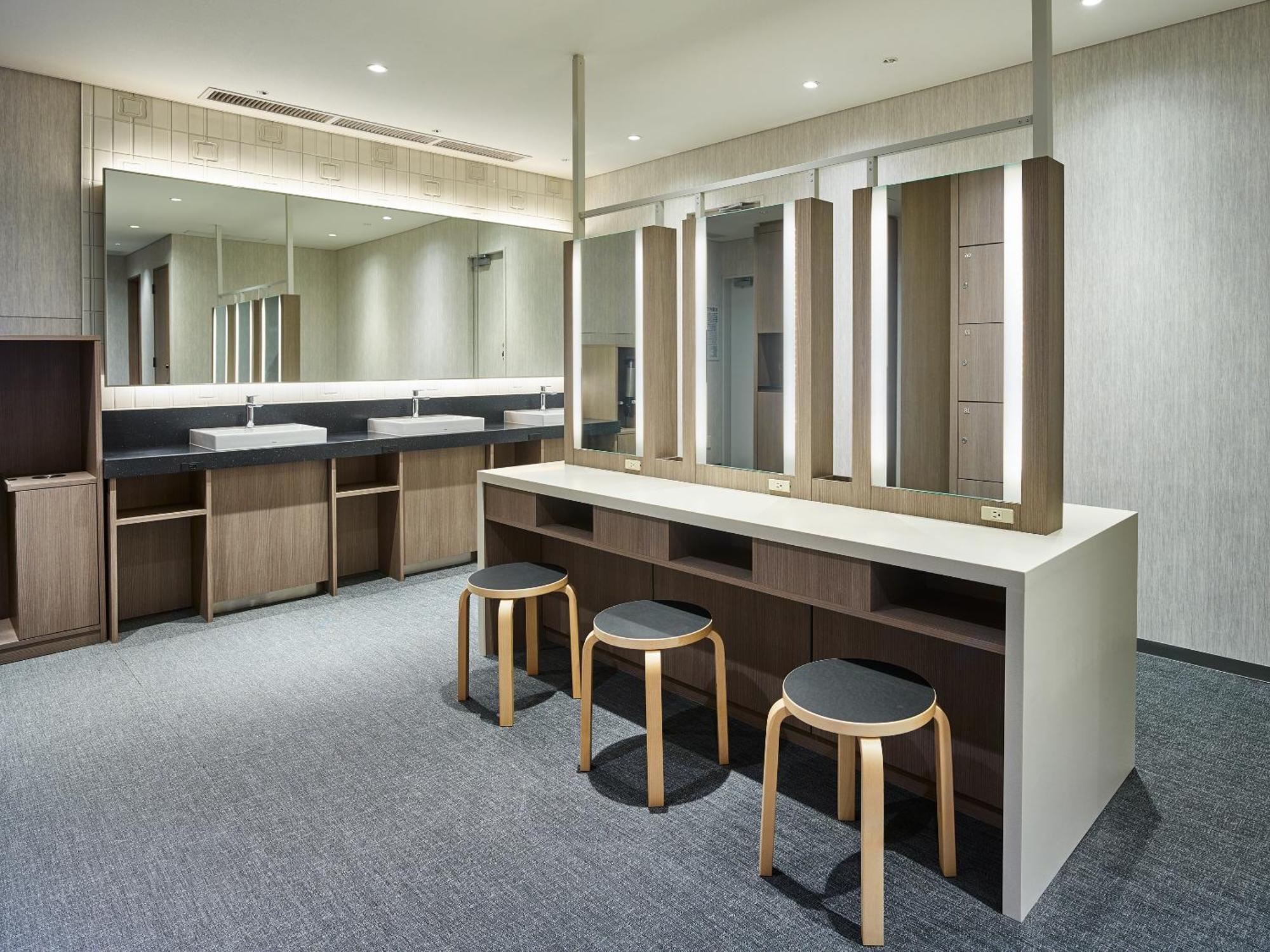 Mitsui Garden Ginza-gochome Hotel 4*