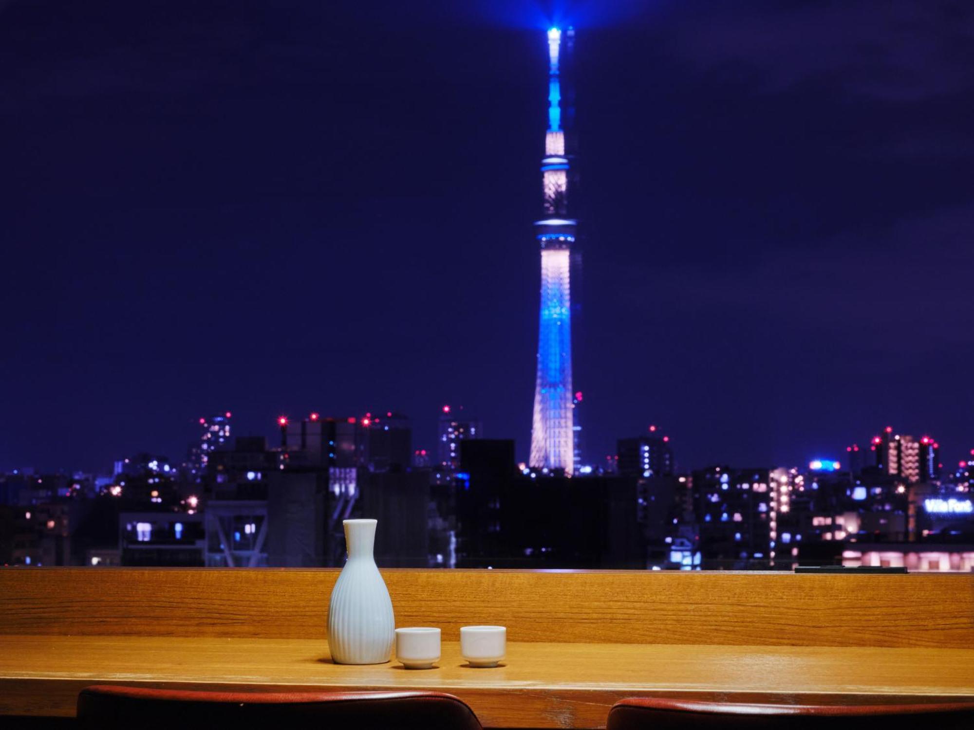 Monday Premium Ueno Okachimachi Tokyo