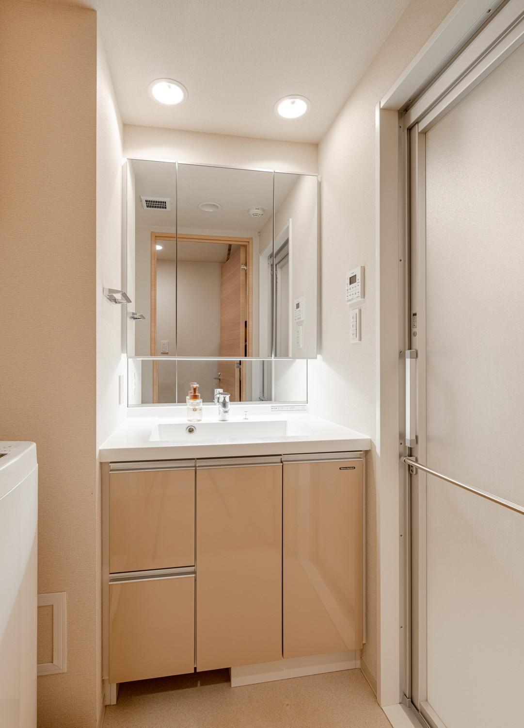Akasaka Apartment