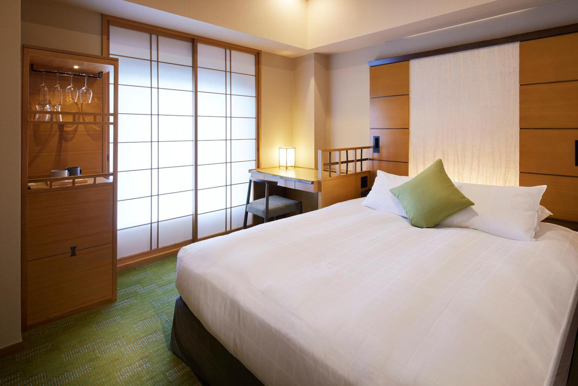 Niwa Hotel 4*