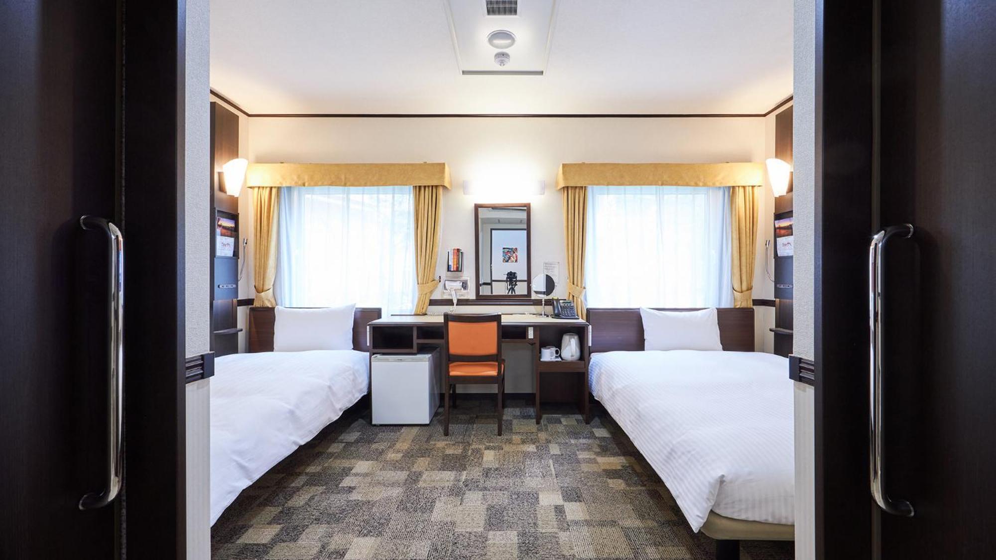 Hotel Toyoko Nihombashi Zeimusho Mae 3*