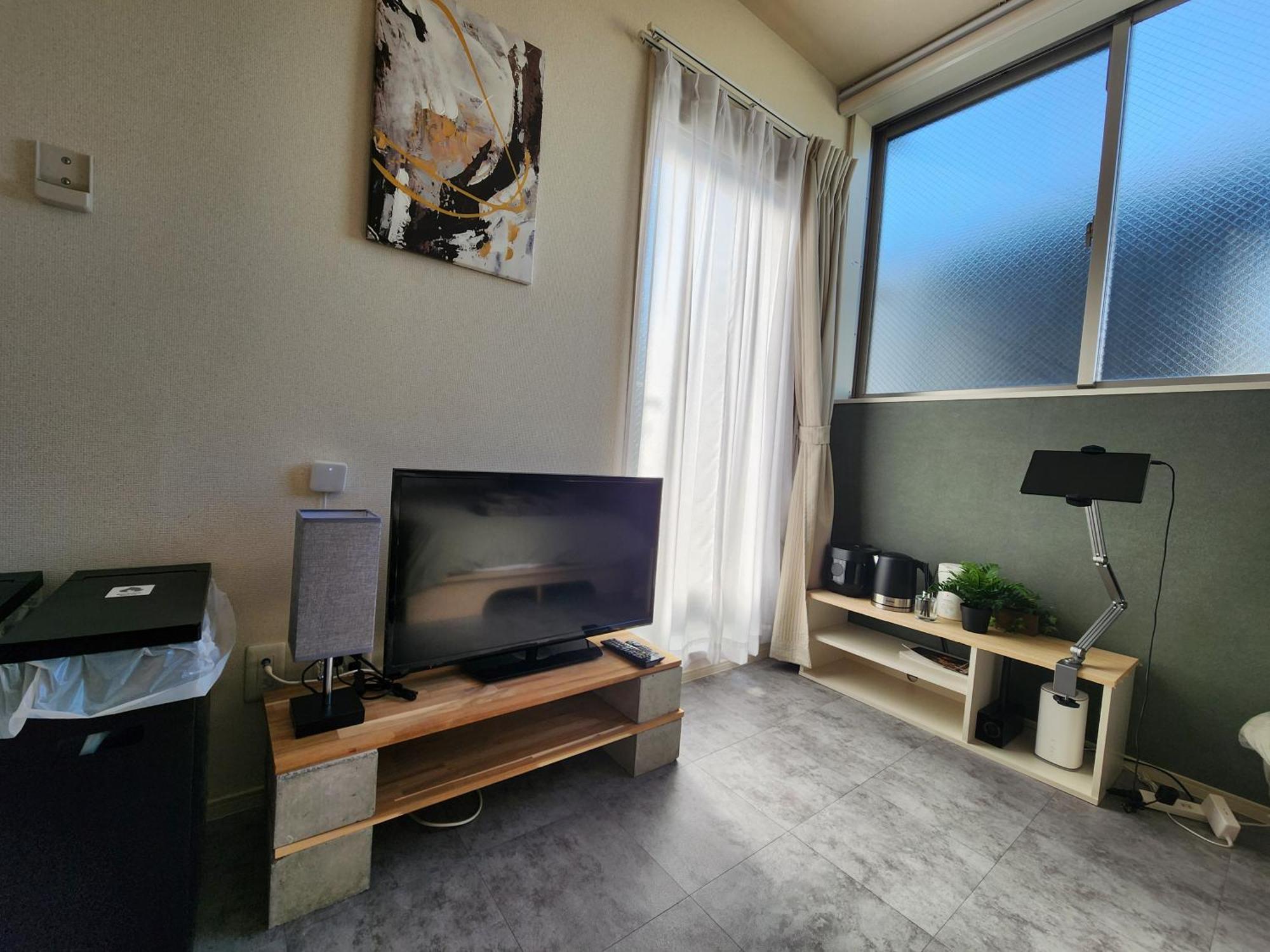 The Repos Apartment *