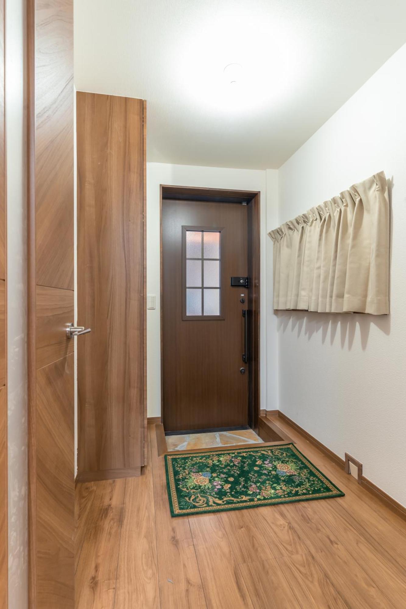 Tasuki Apartment