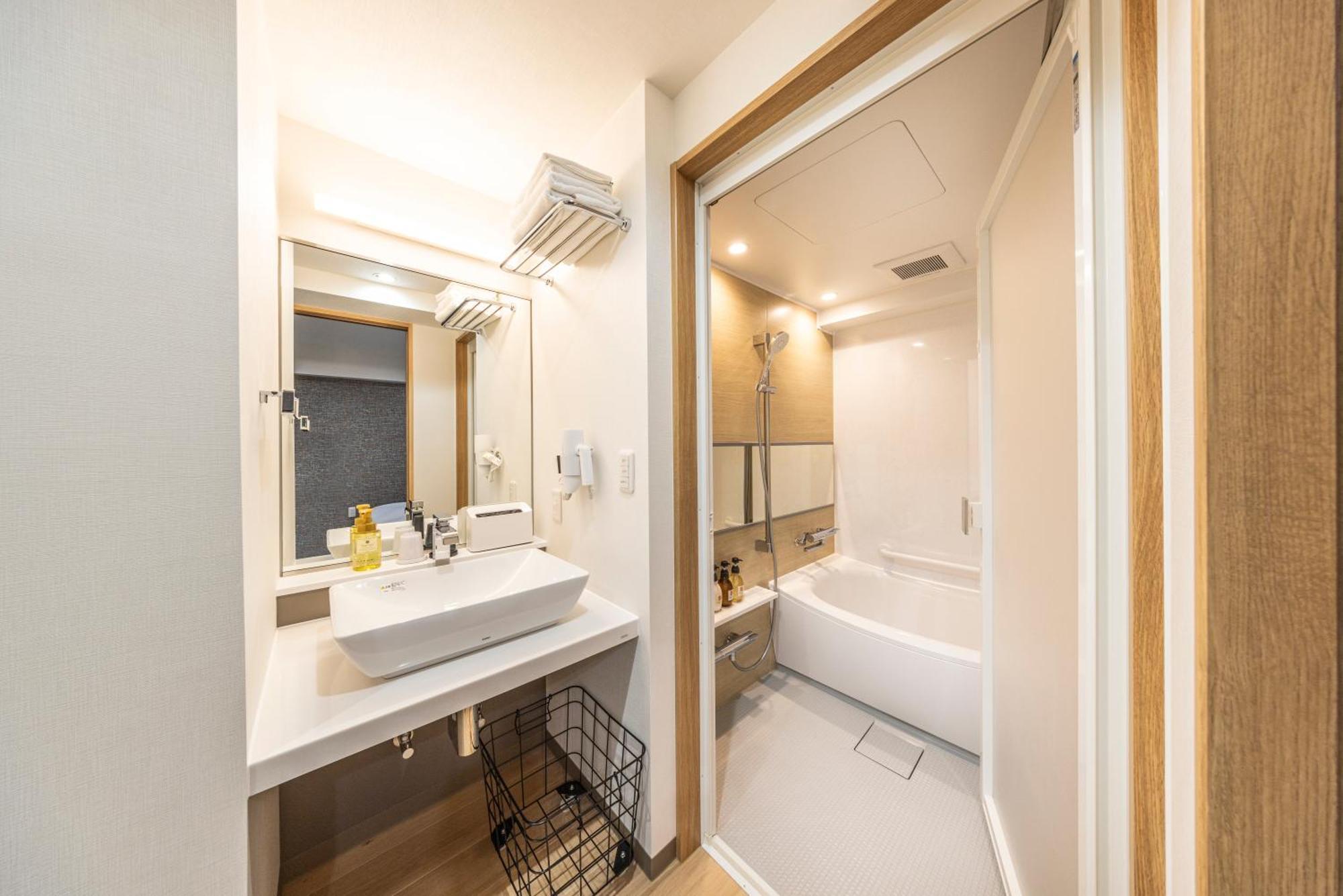 Cerezo Hotel 3*