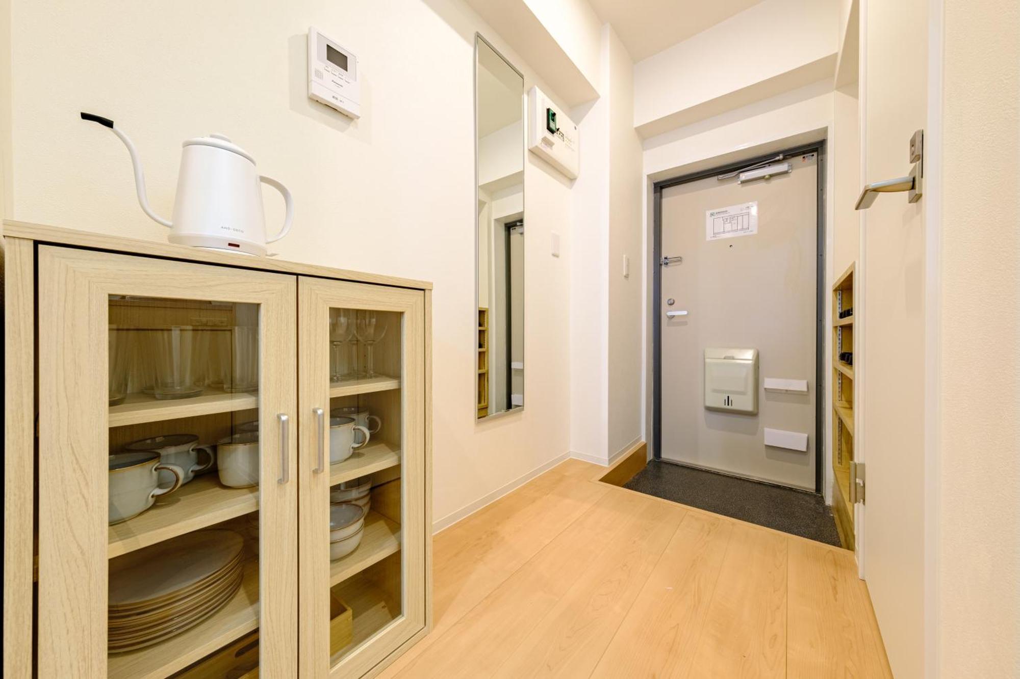 Apartment 長者丸ビル