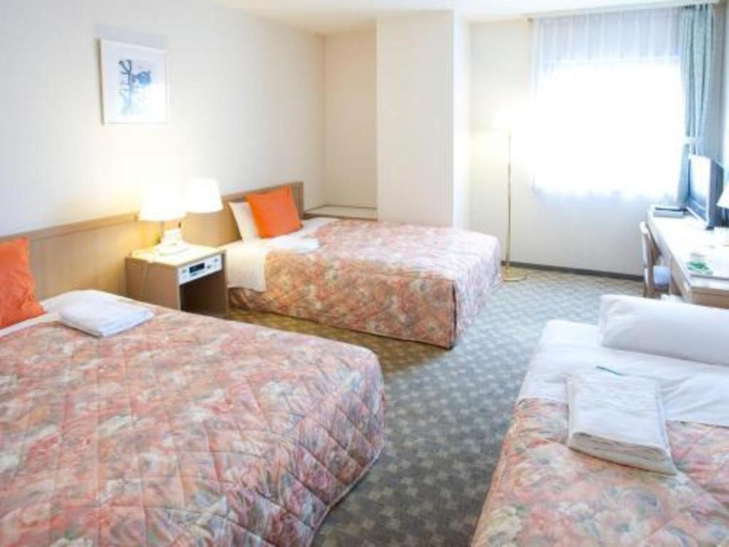 Il Fiore Kasai Annex Hotel
