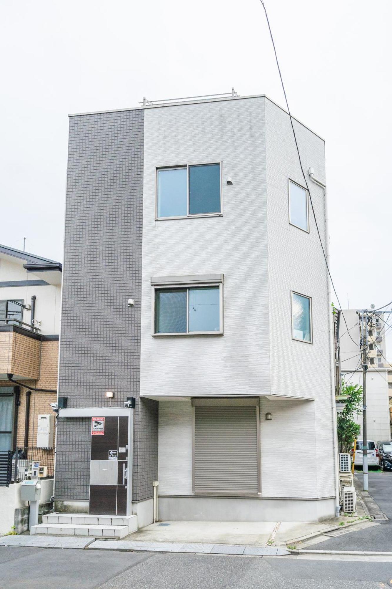 Qiqi House Tokyo: Spacious New For 8 With Easy Airport & Access Tokyo