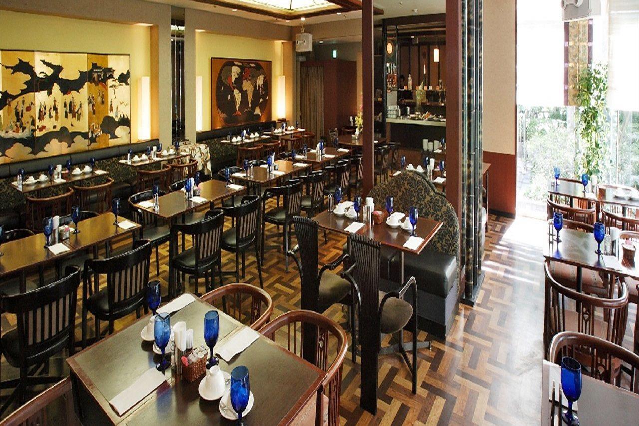 Hotel New Otani 3*