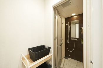 Capsule hotel First Shinbashi Atagoyama *