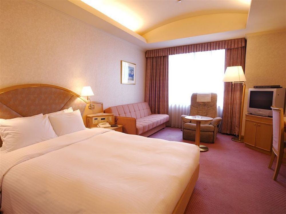 Ginza Creston Hotel