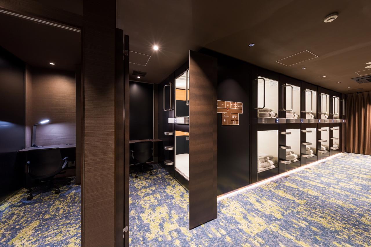 Glansit Akihabara Capsule hotel 2*