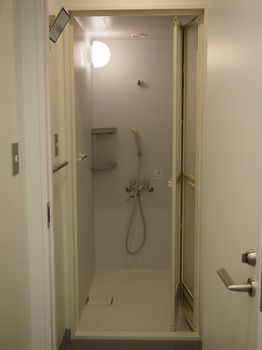 Train Hokutosei Hostel Tokyo
