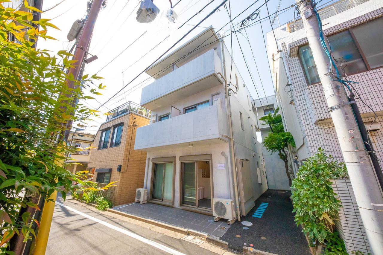 Shinjuku Partenza Tokyo
