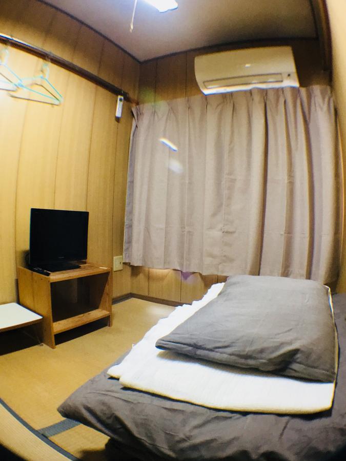 Ryokan Nakadaya 2*