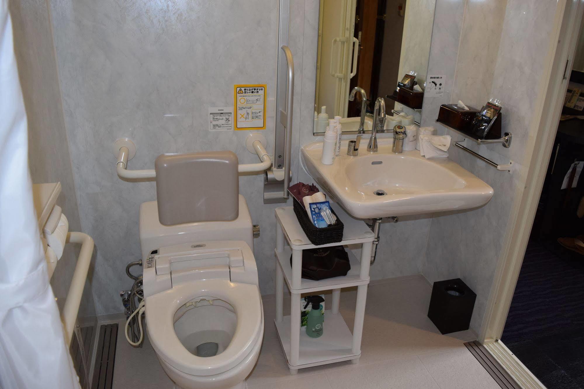 Hotel Coco Grand Kitasenju