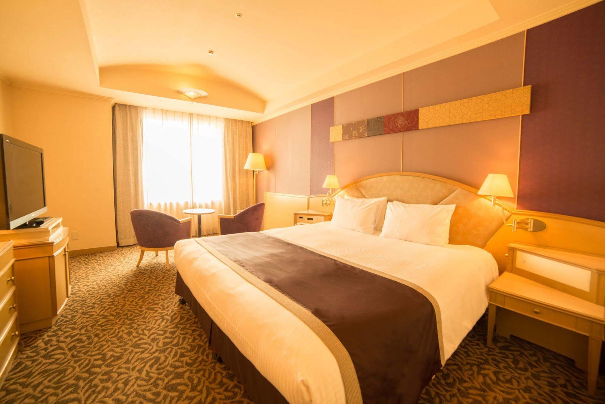 Ginza Creston Hotel 4*