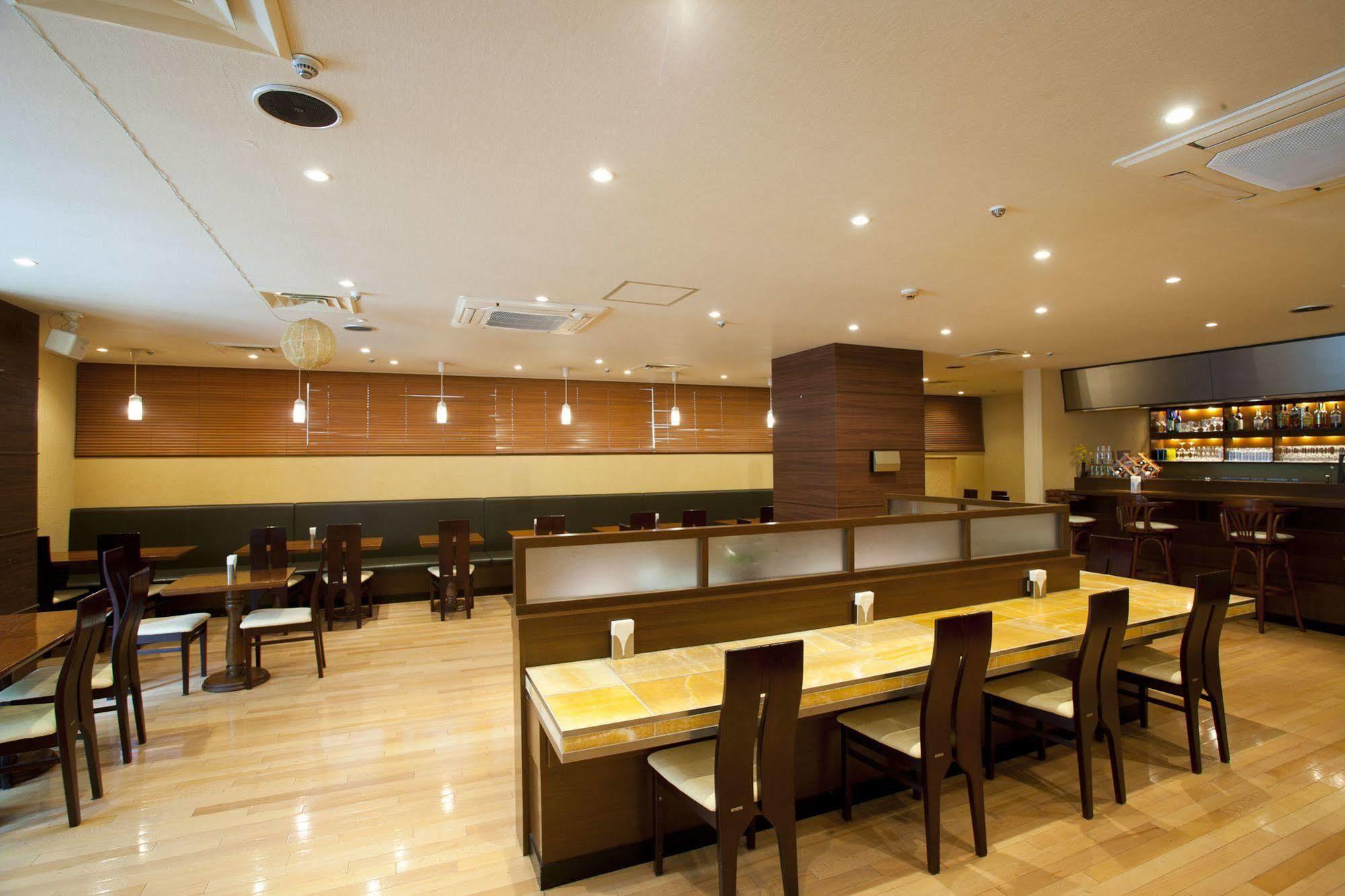 Hotel Pearl Kayabacho 3*