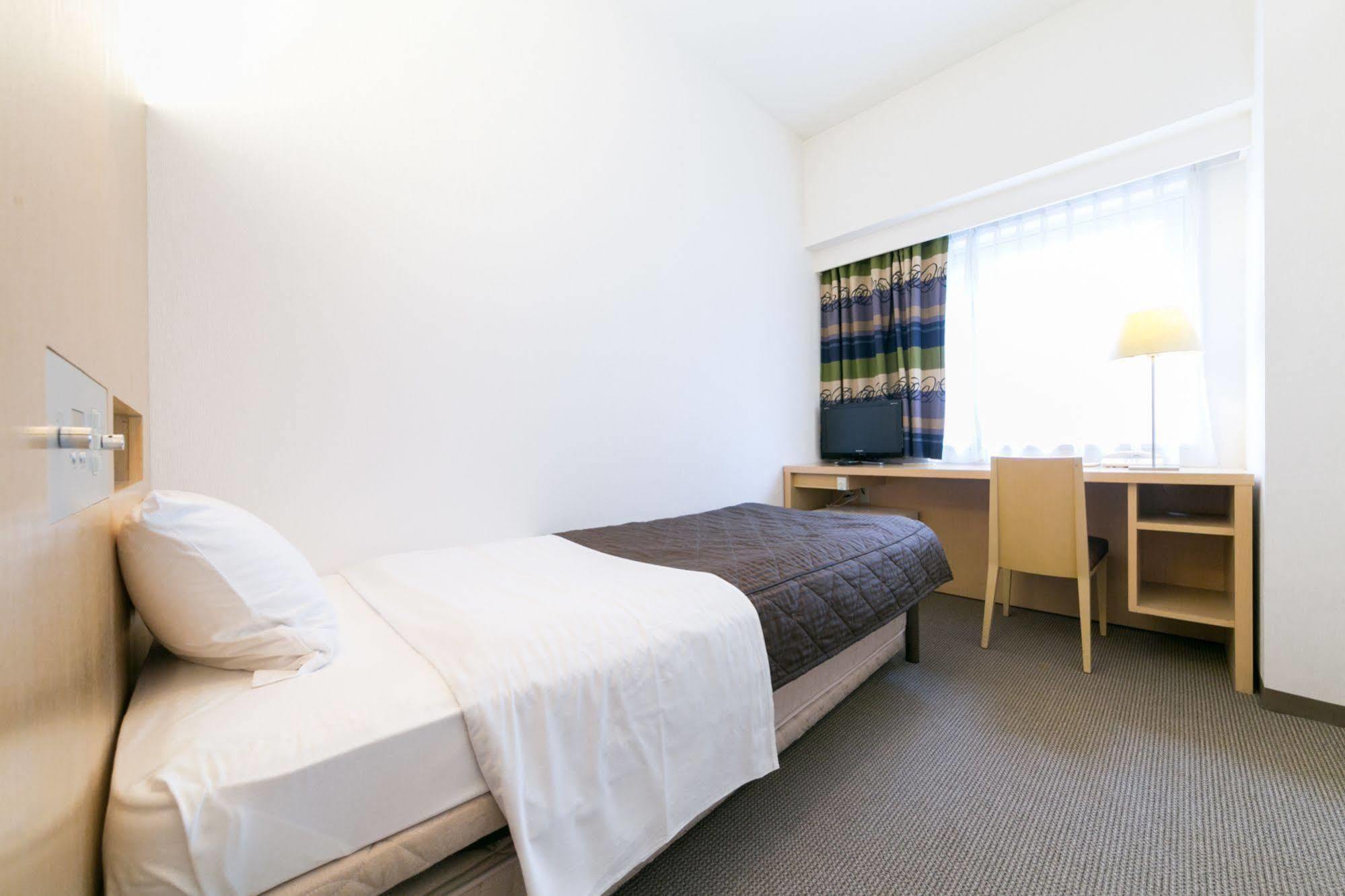 Hotel Pearl Kayabacho 3*