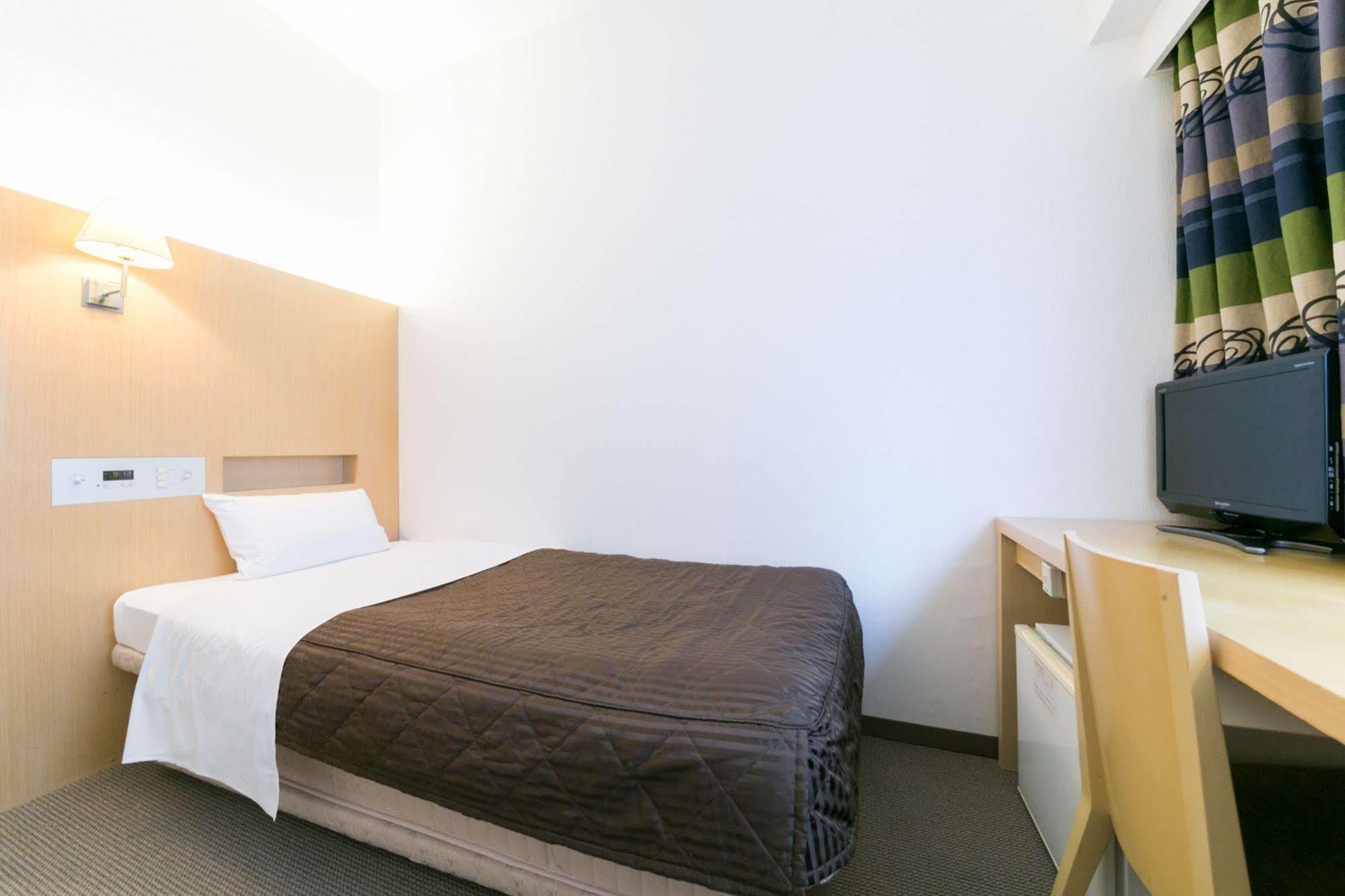 Hotel Pearl Kayabacho 3*