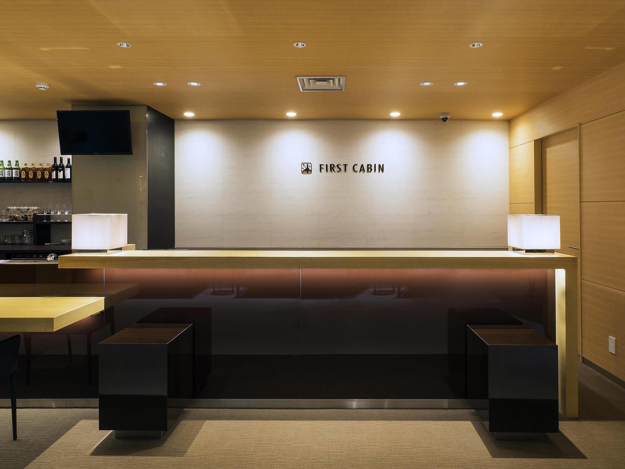 Capsule hotel First Shinbashi Atagoyama *
