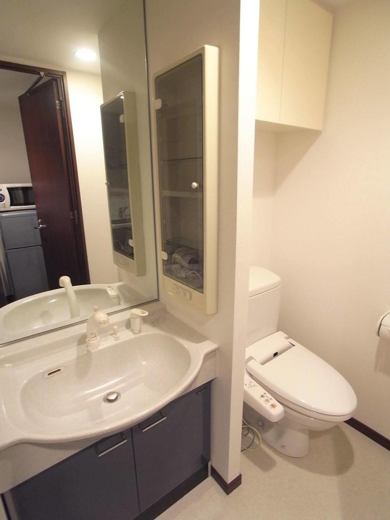 Studio Shibuya Honmachi *