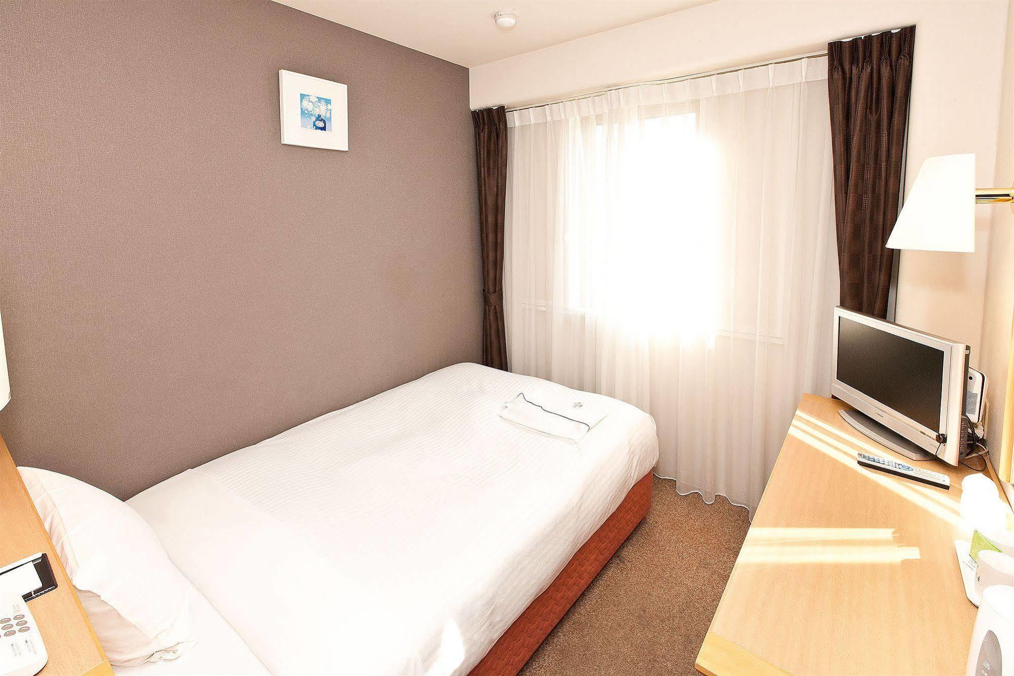 Hotel Sotetsu Fresa Tamachi 3*