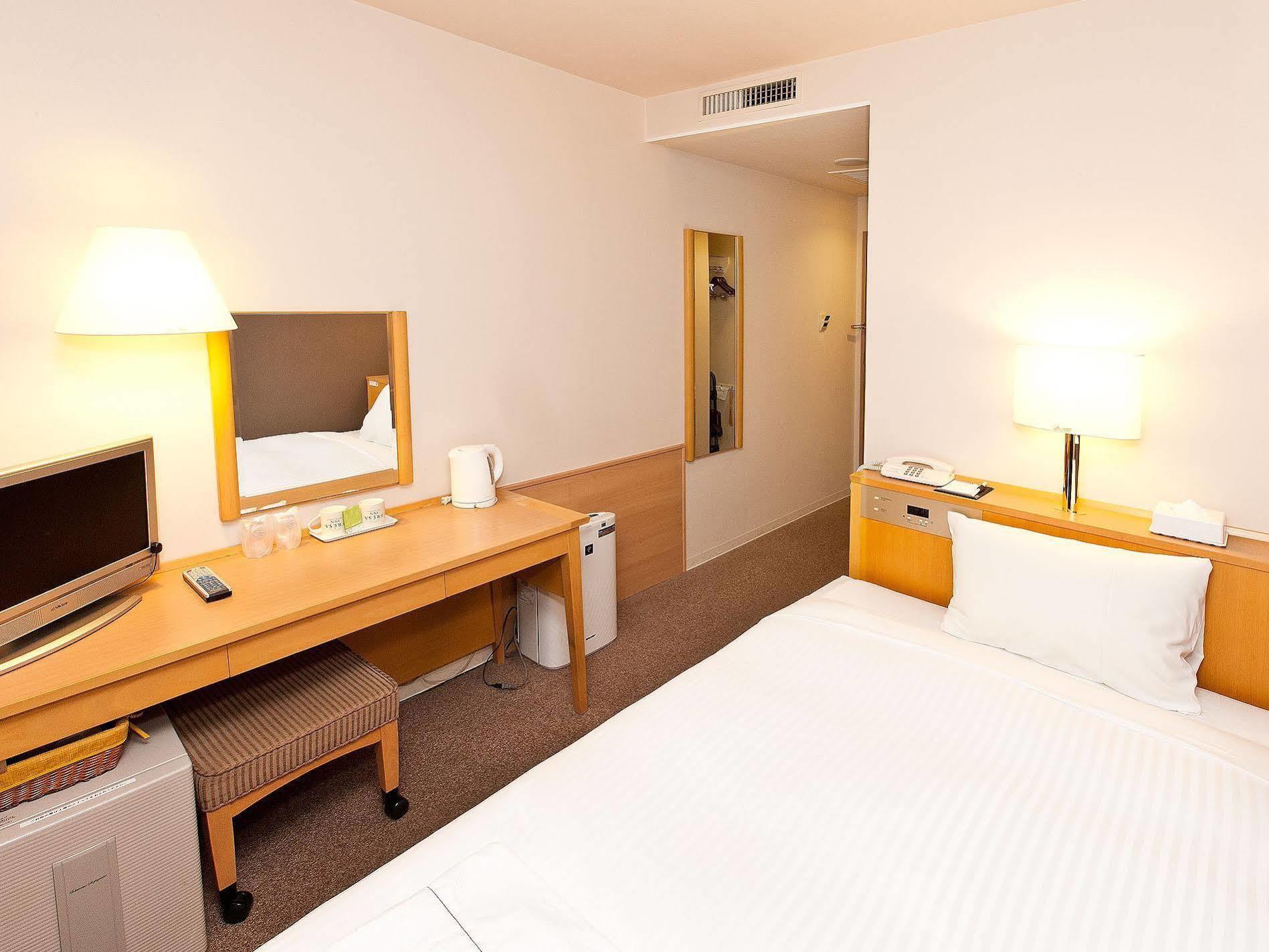 Hotel Sotetsu Fresa Tamachi 3*