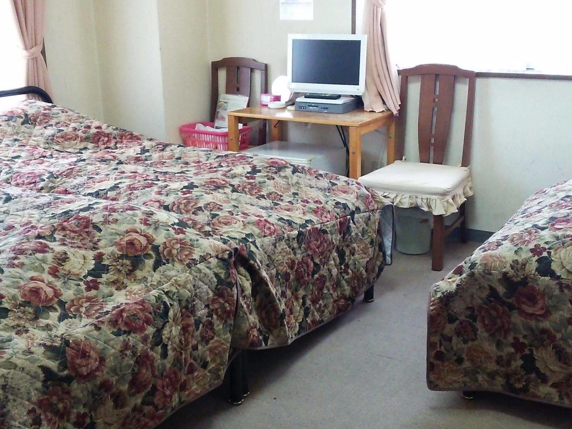 Hotel Business Toka