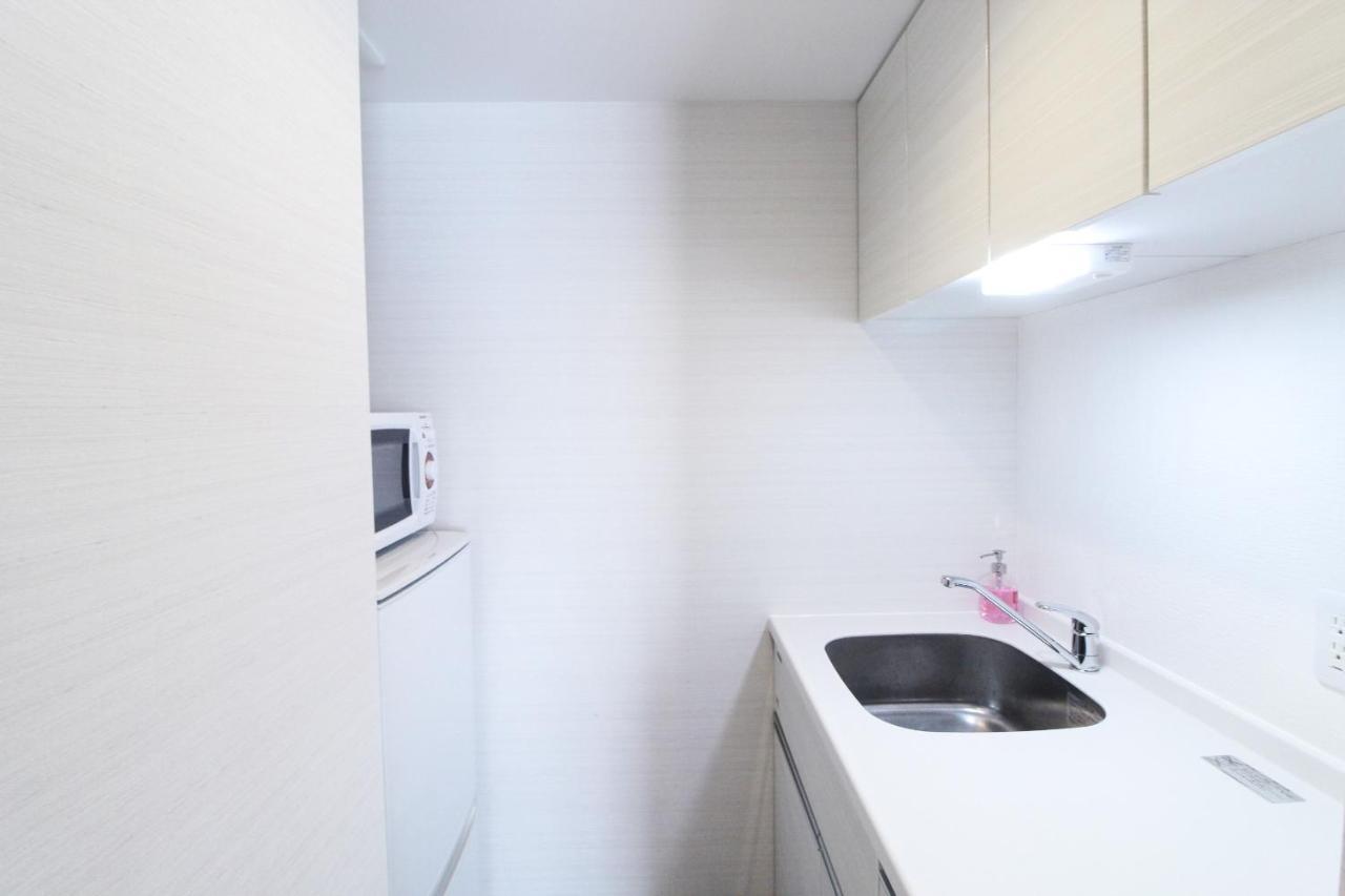 M-1 Nakarokugo Apartment *