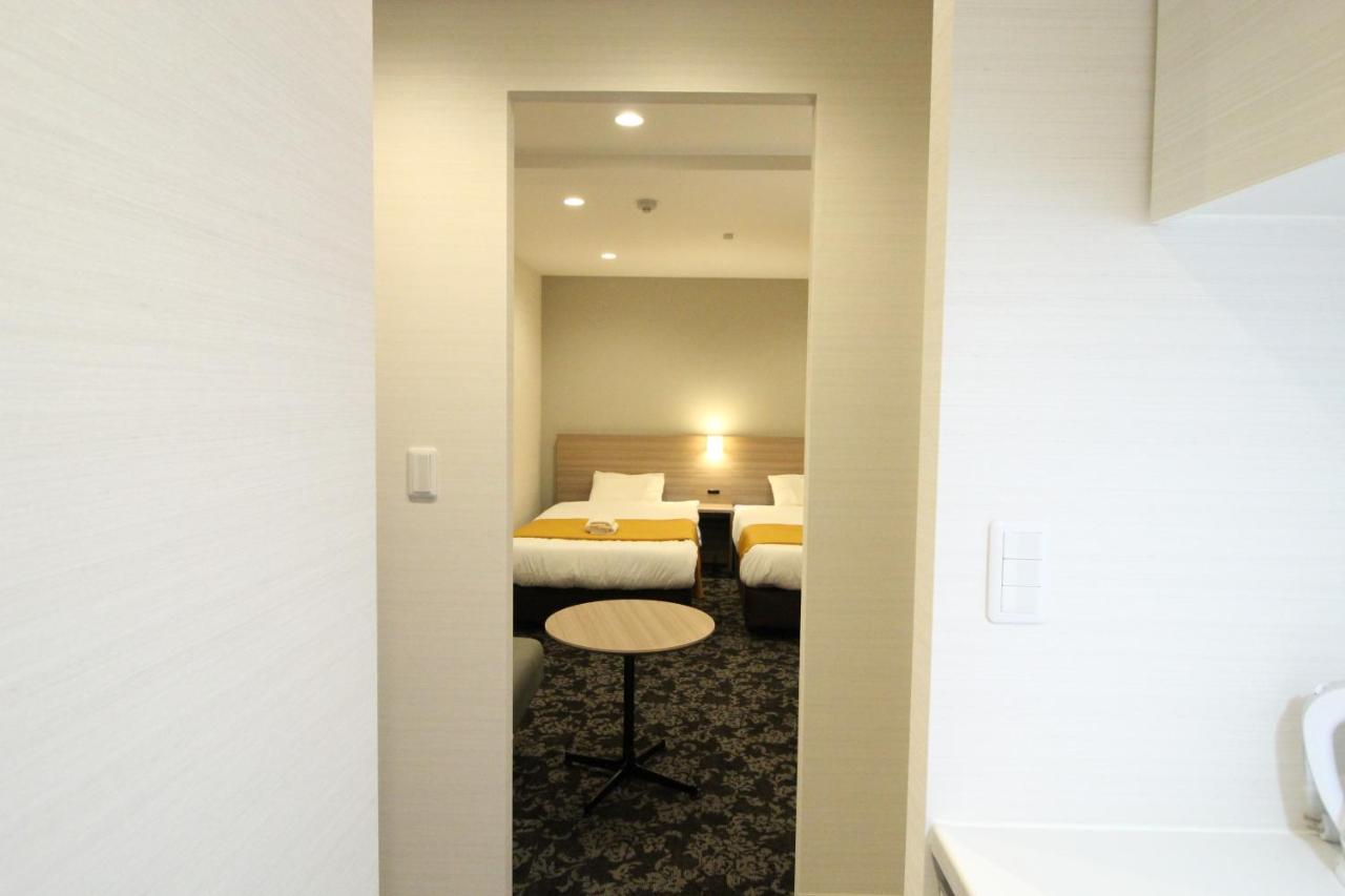 Apartment M-1 Nakarokugo Tokyo