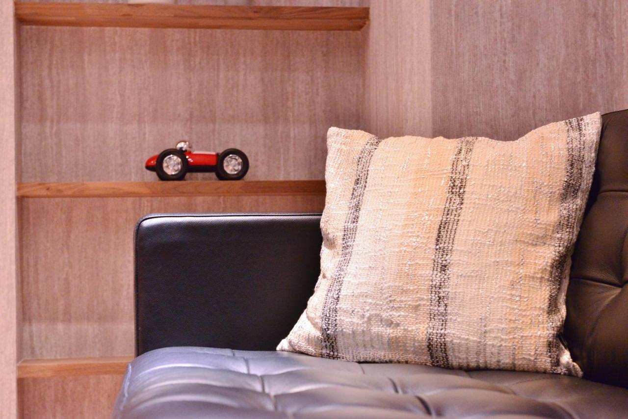 Real Life Kudanshita Apartment Tokyo