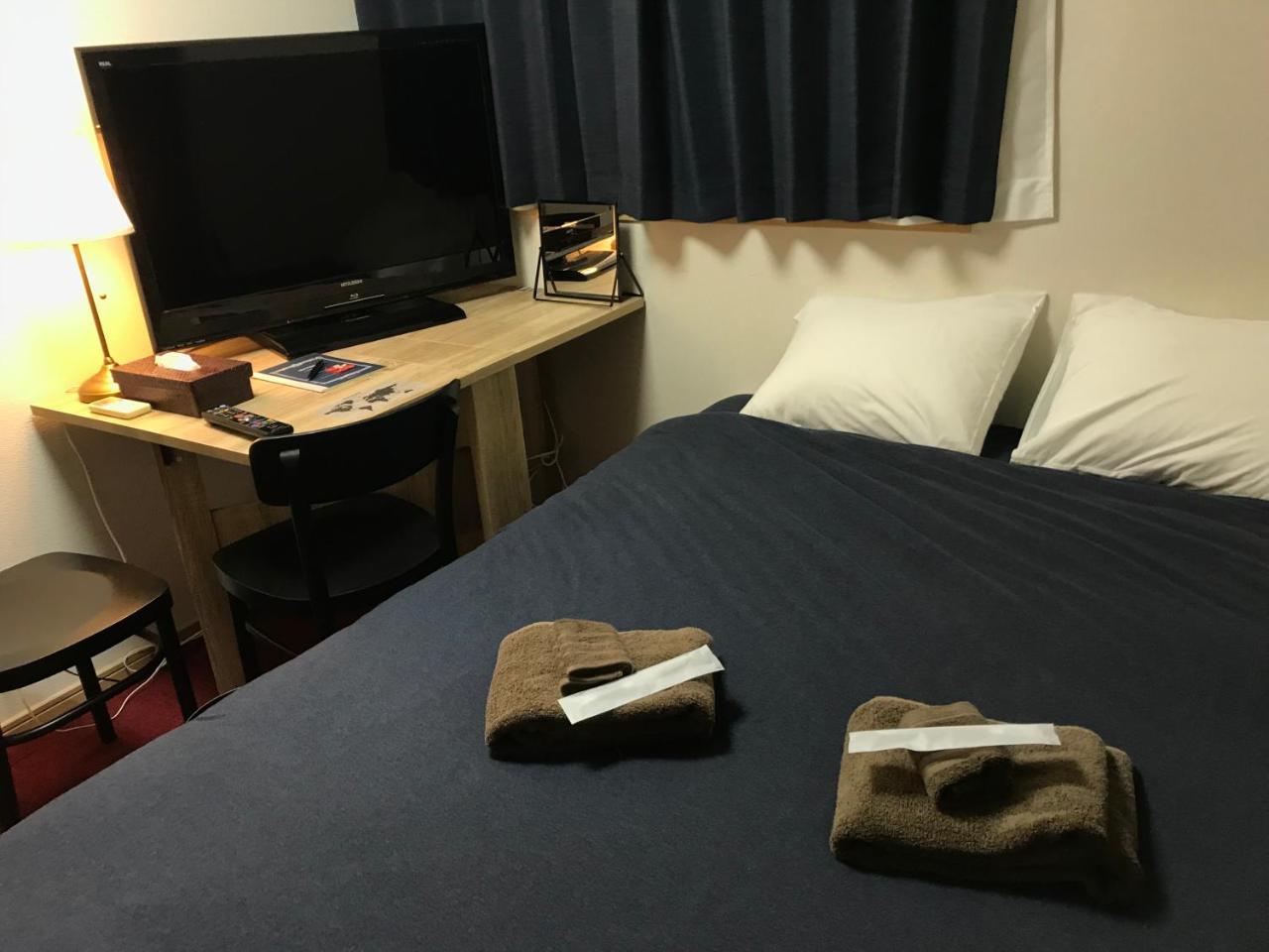 Japan Shinya Tokkyu Guest house Tokyo