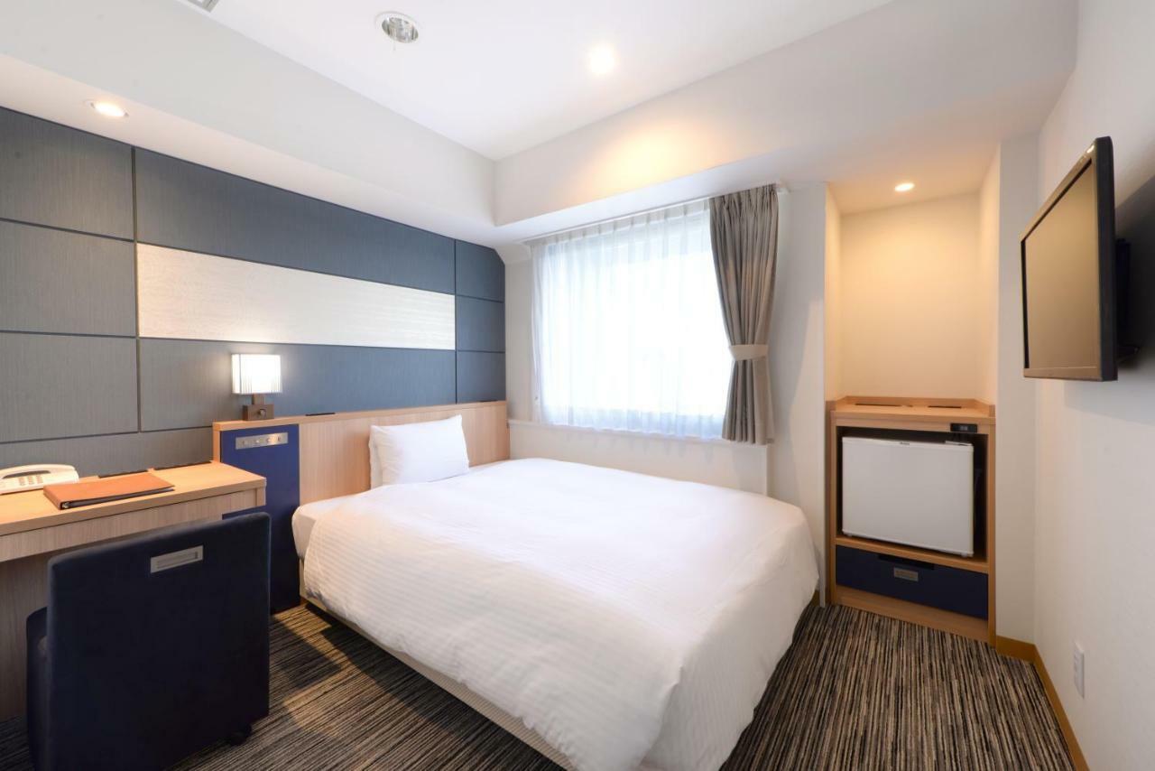Vessel Ueno Iriya Station 3*