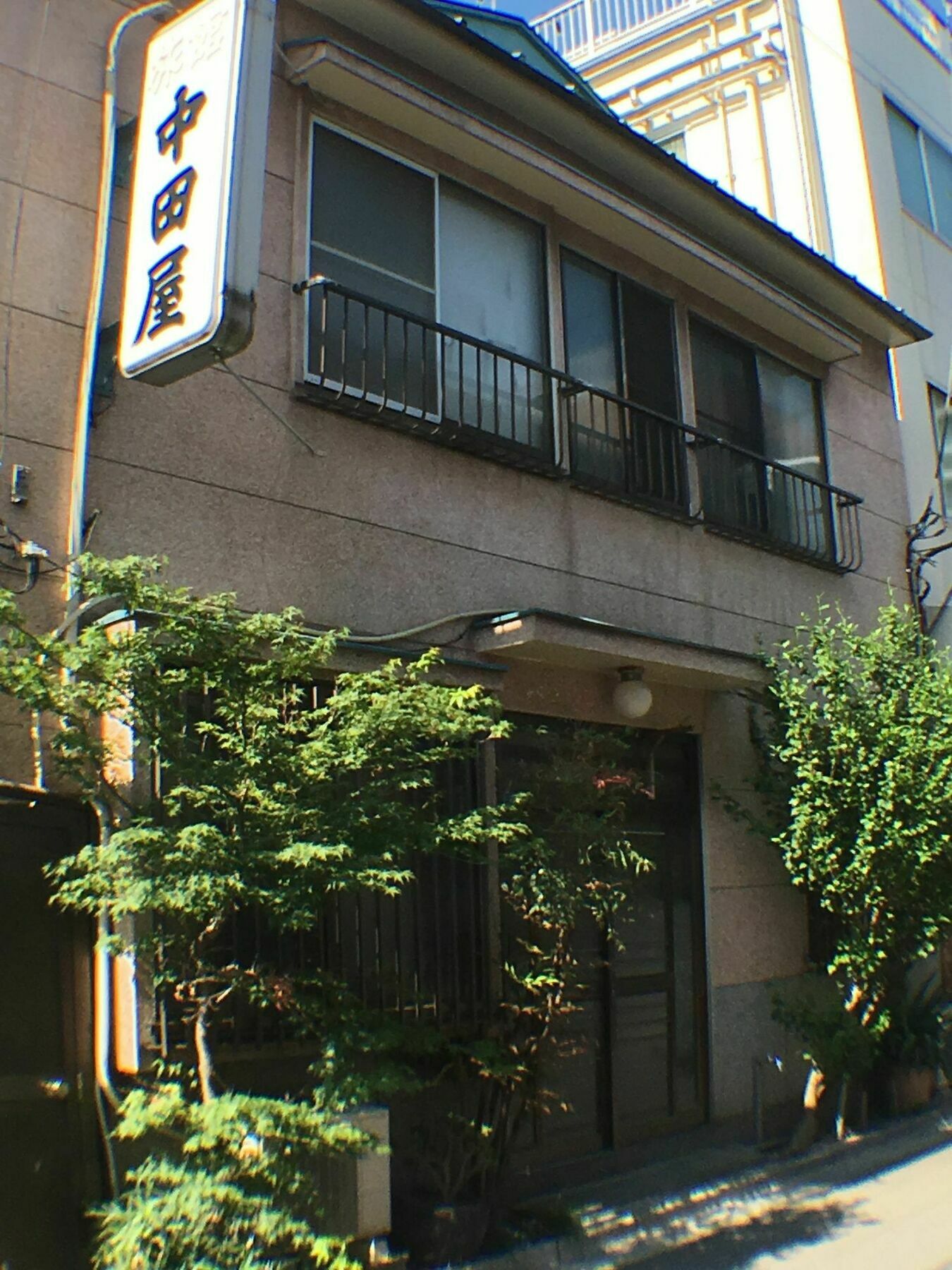 Nakadaya