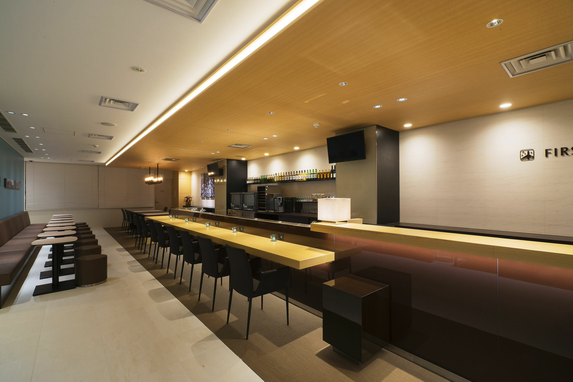 First Shinbashi Atagoyama Capsule hotel