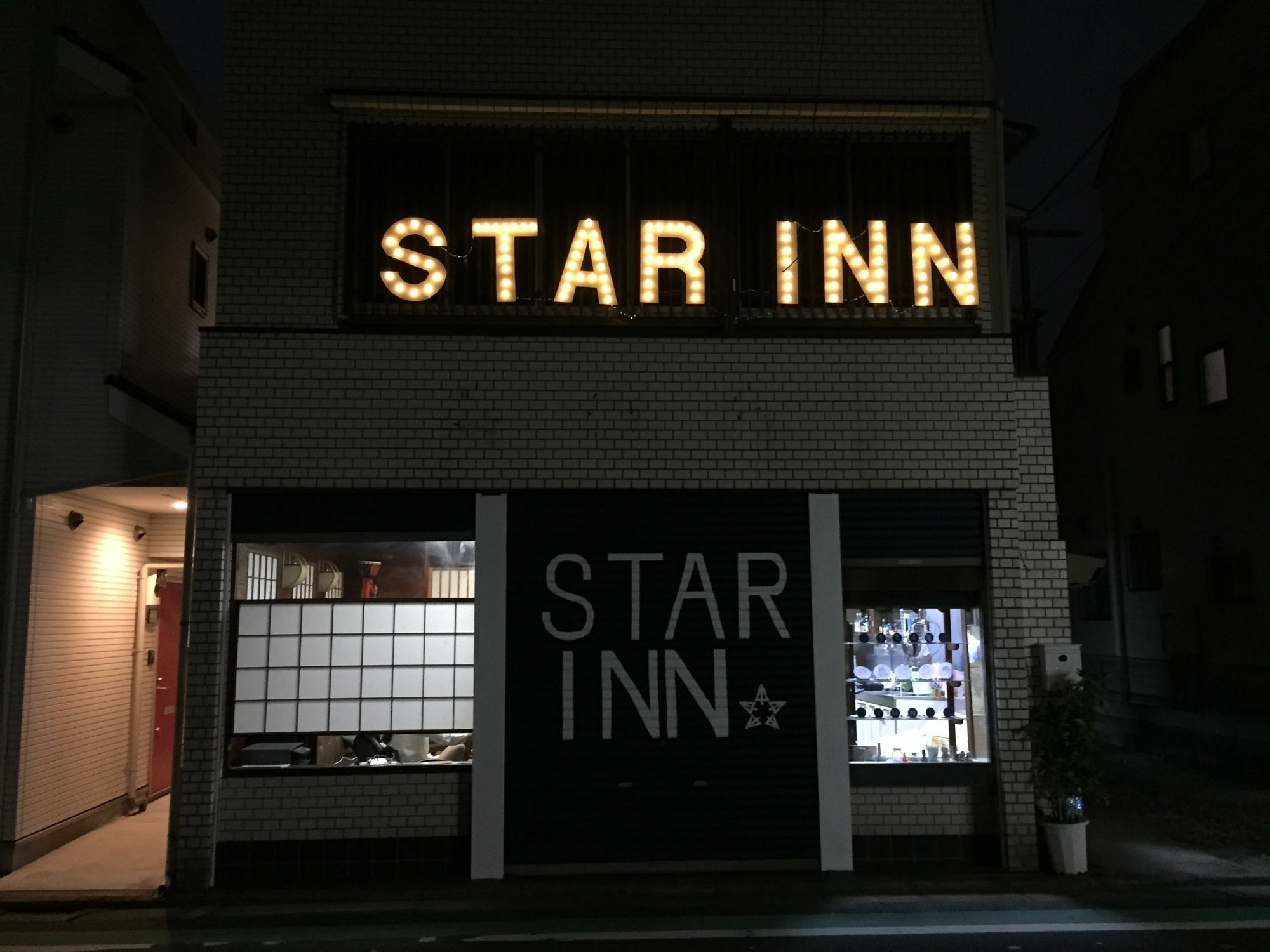 Hostel Star