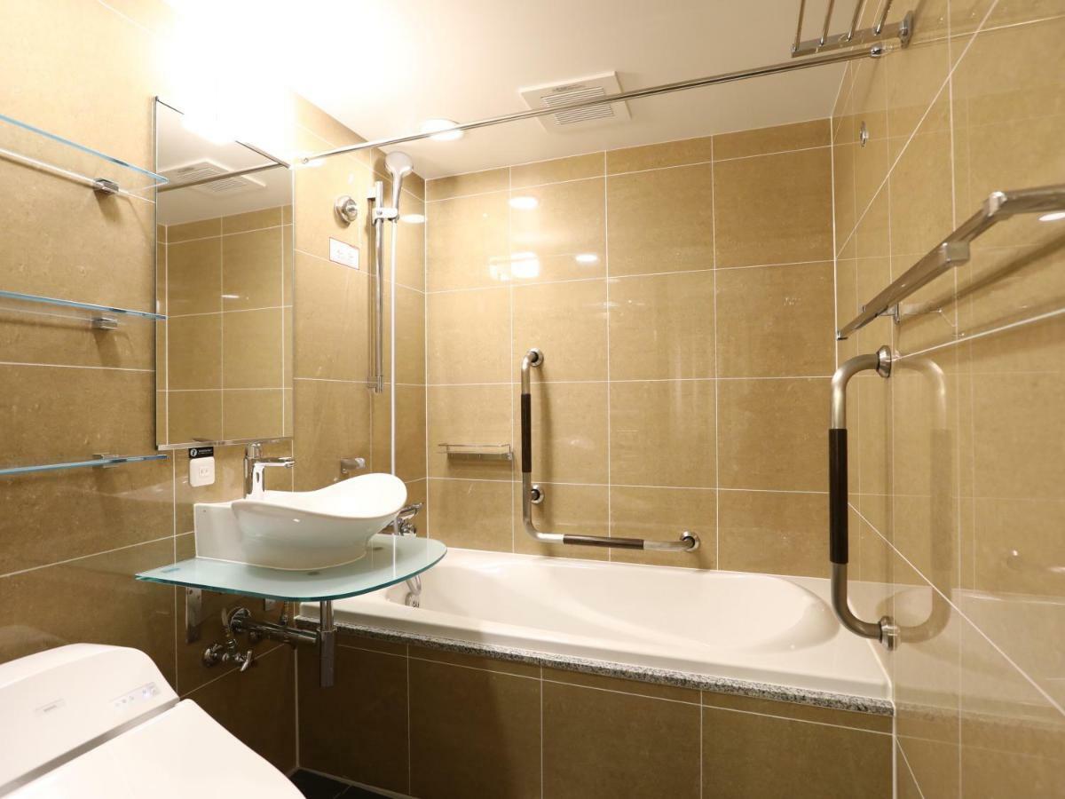 Apa Yamanote Otsuka Eki Tower Hotel 3*