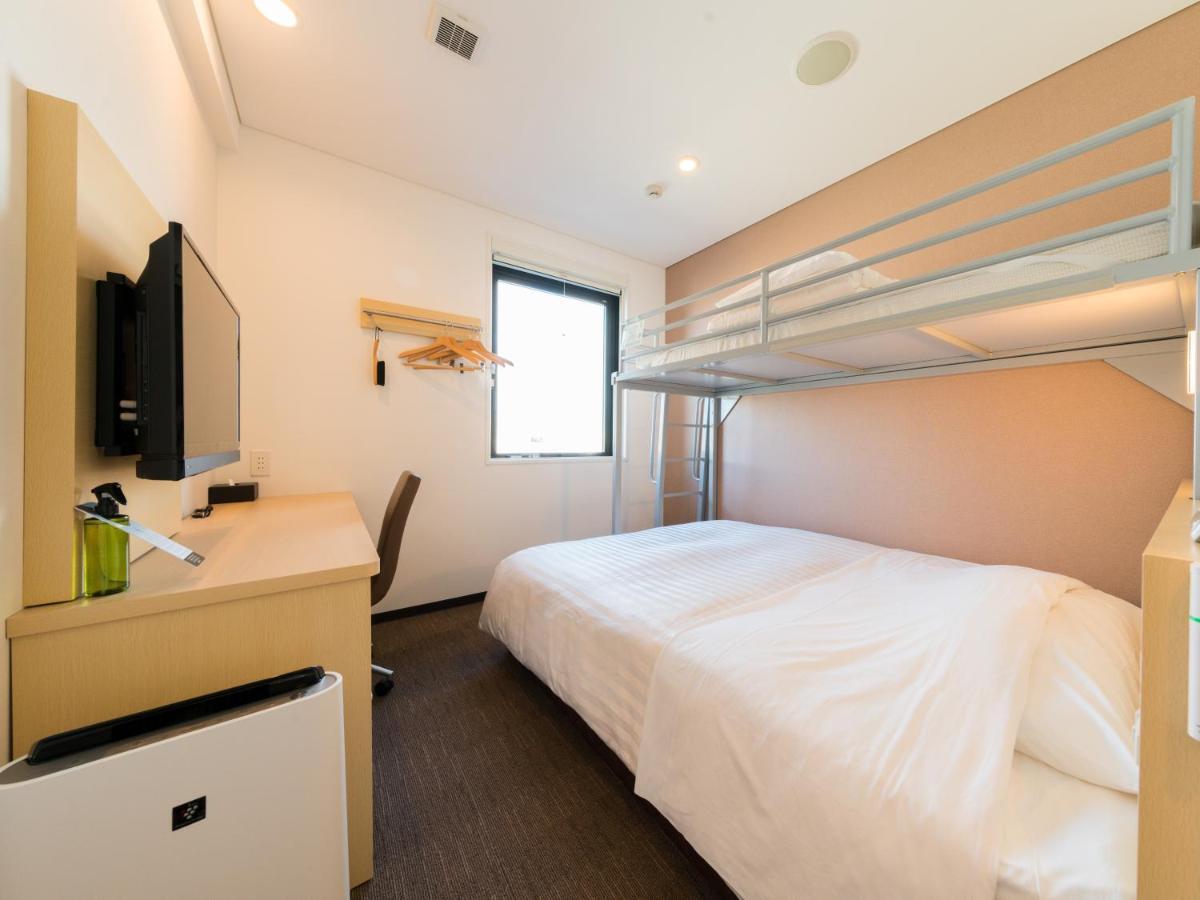 Super Kinshicho Ekimae Hotel
