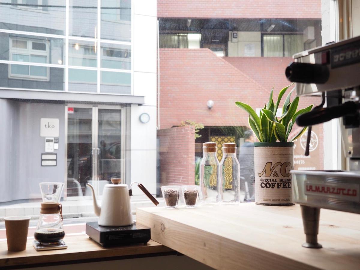 Almond & Cafe Shibuya Hostel *