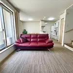 Family House 龍 New Open 全新4室一厅别墅 2浴室2卫生间 全卧室超大双人床 最大接待10位房客