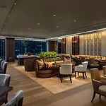 Four Seasons Hotel Tokyo At Marunouchi