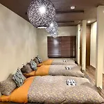 浅草桥车站徒步4分钟/秋叶原徒步12分钟/全新装修/高速wifi/网络电视